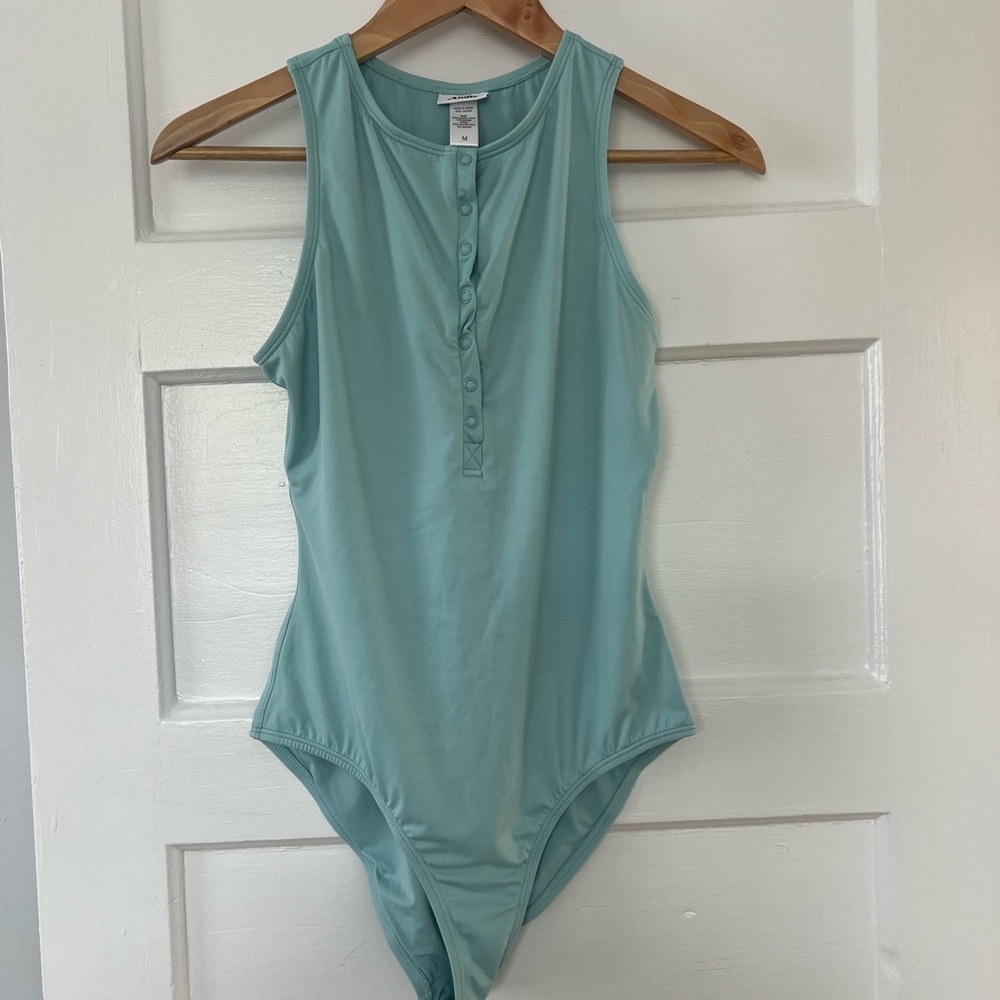 Andie Malibu bathing suit - sz M, baby blue